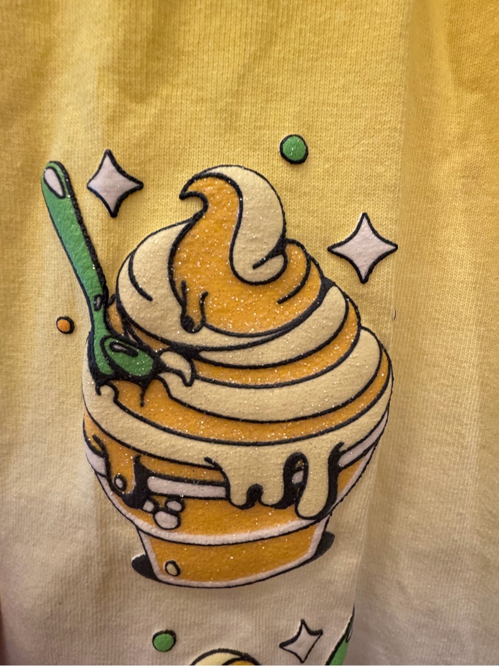 Disney Parks Dole Whip Pineapple Swirl Spirit Jersey Yellow Ombré Large - Picture 6 of 11